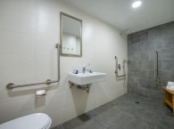 shara hostel toilet.jpg